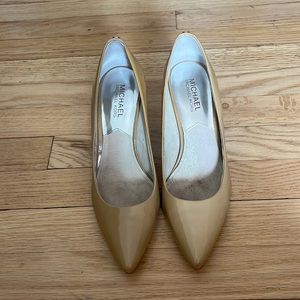 Michael Kohr’s nude heels